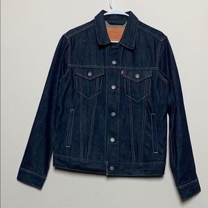 Men’s Levi’s denim jacket